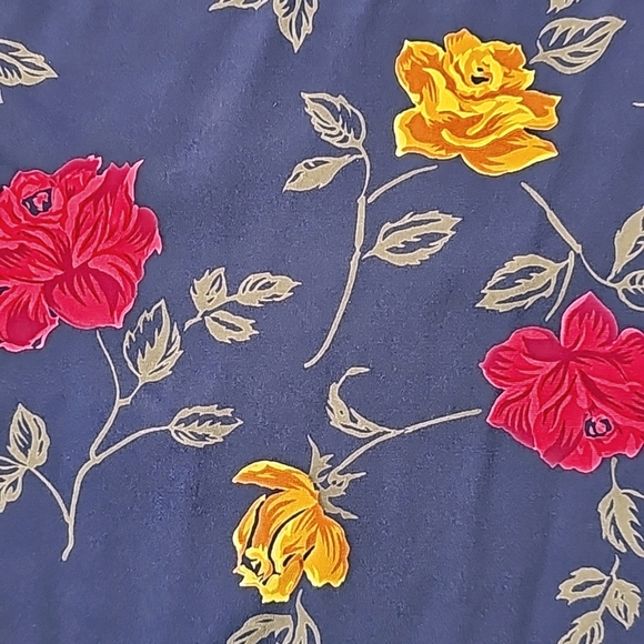 Button Up Top - Picture 10 of 14